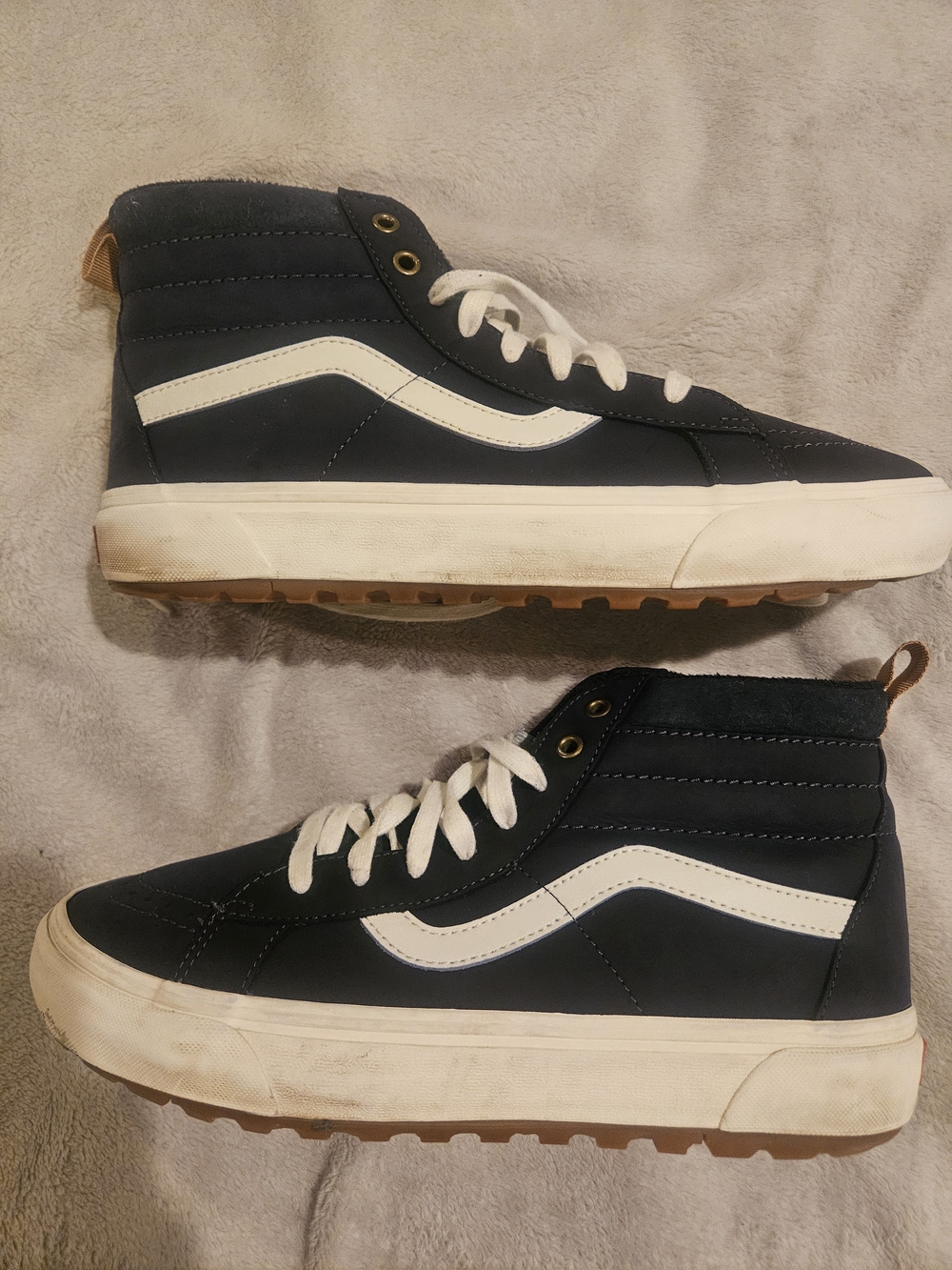 Classic Vans Sk8-Hi MTE-1 Navy Blue Weatherproof Sneakers Mens 10.5 Womens 12